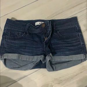 Hollister shorts size 0